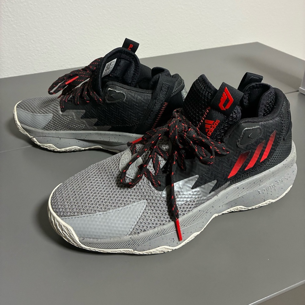 Adidas Dame 8 Shoes, Size 6.5